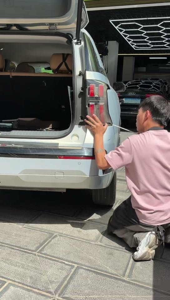 埃安 霸王龙 更换灯罩